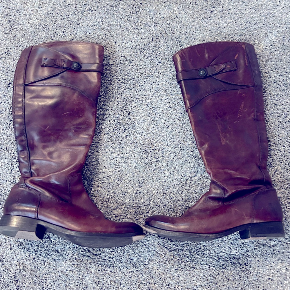 Gorgeous Women’s FRYE brown leather riding boot size 8.5
